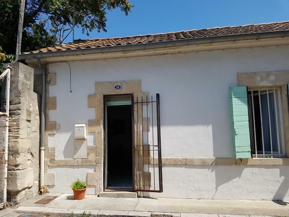 Appartamento Jolie petite maison idéalement située Arles Esterno foto